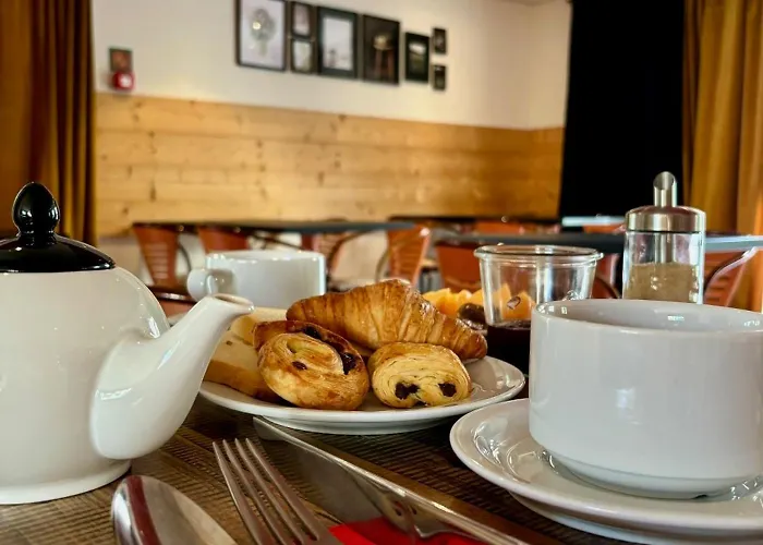 Les Arches ホテル サン・ラリー・スラン